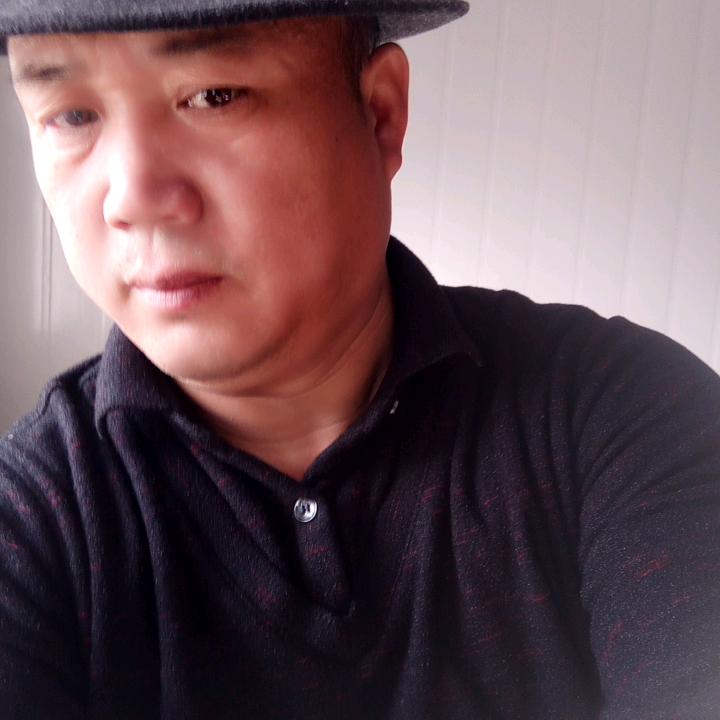 成大事者，平凡