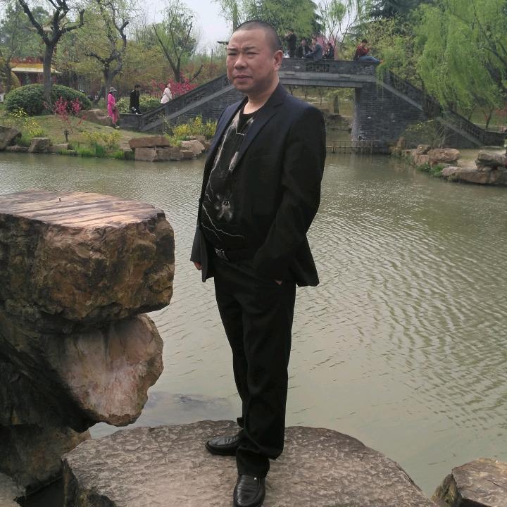 刘佳伟