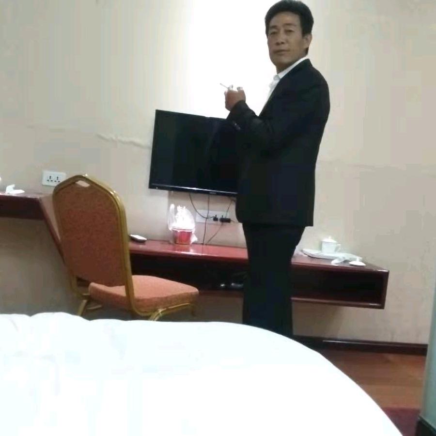 用户8227855828833Z空