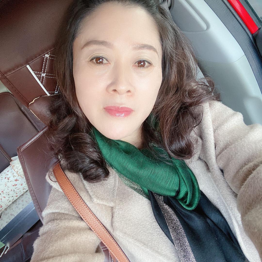 会飞的蝴蝶🦋