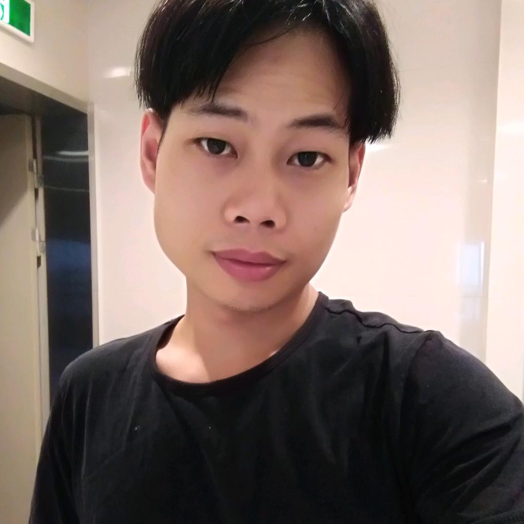 李钰龙