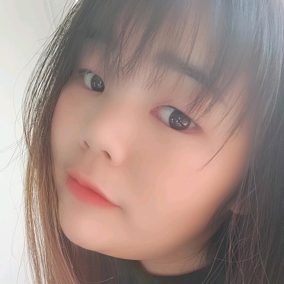 王丽，努力减肥