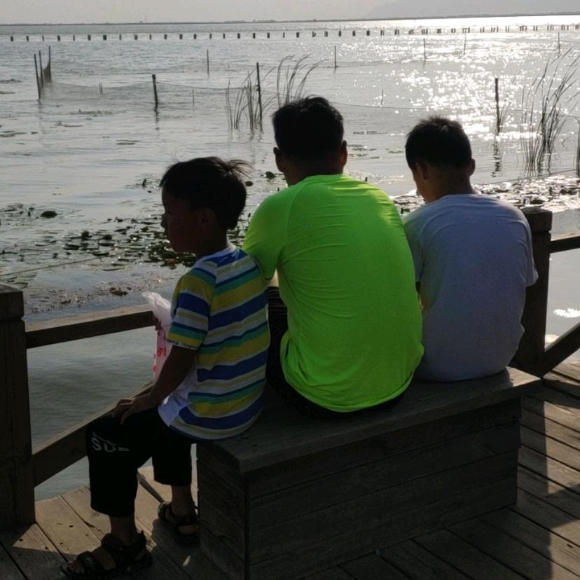 他来自江湖