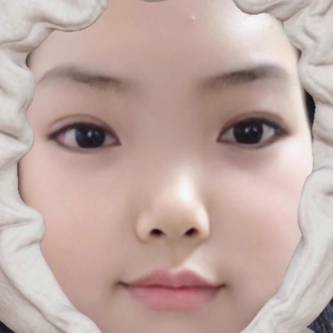 钟由柚