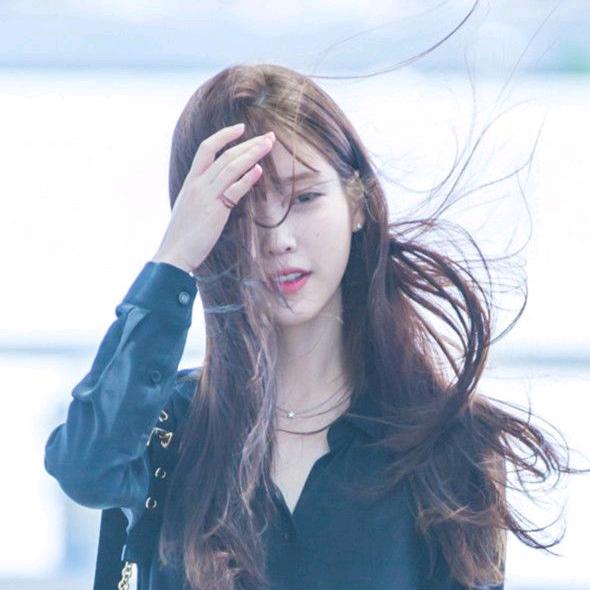 小百合🌷要开心