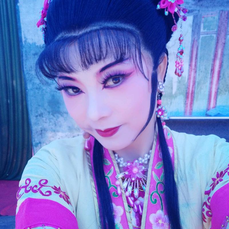 清荷😊
