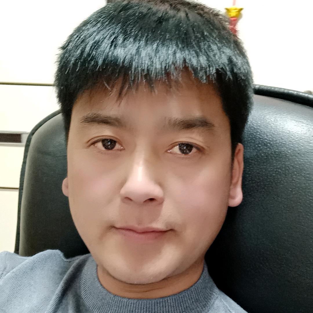 阿荣旗养猪小哥