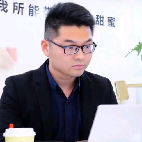 7个桔儿～东哥