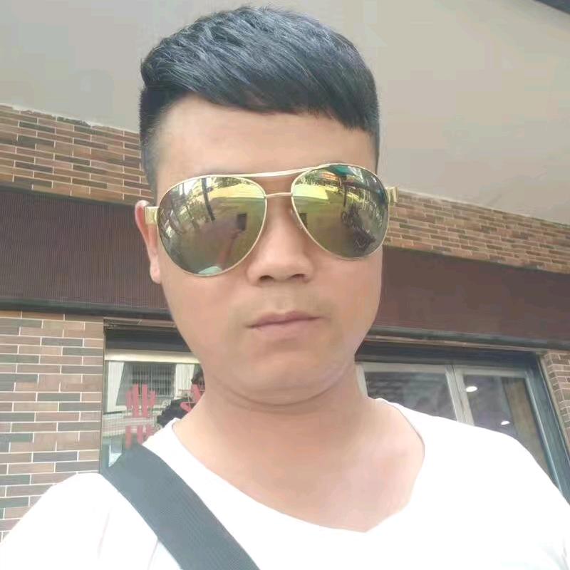 杨成爱你一生一世说陪我到老的人她还在吗？