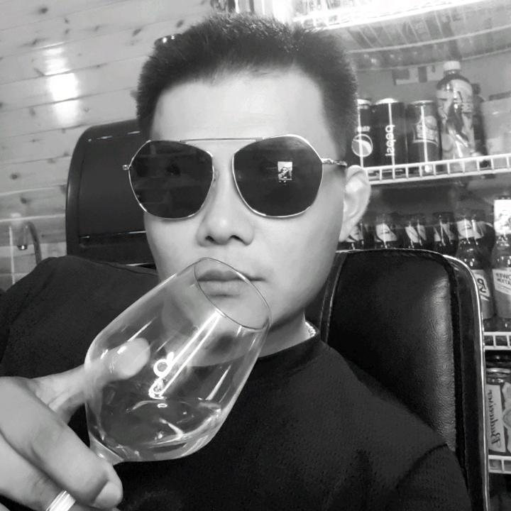 键盘松哥18637781444