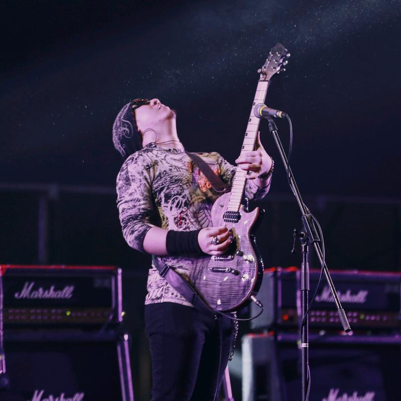 刘陆伟释魂乐队