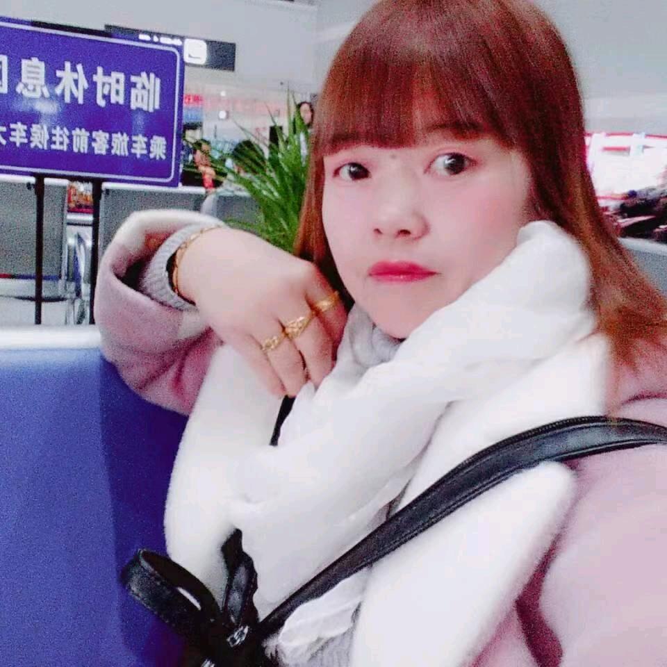 小英 🎤（不定时开播〉