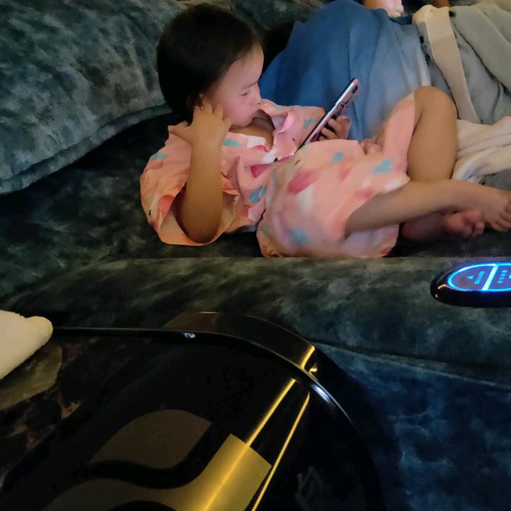 王小二（J）
