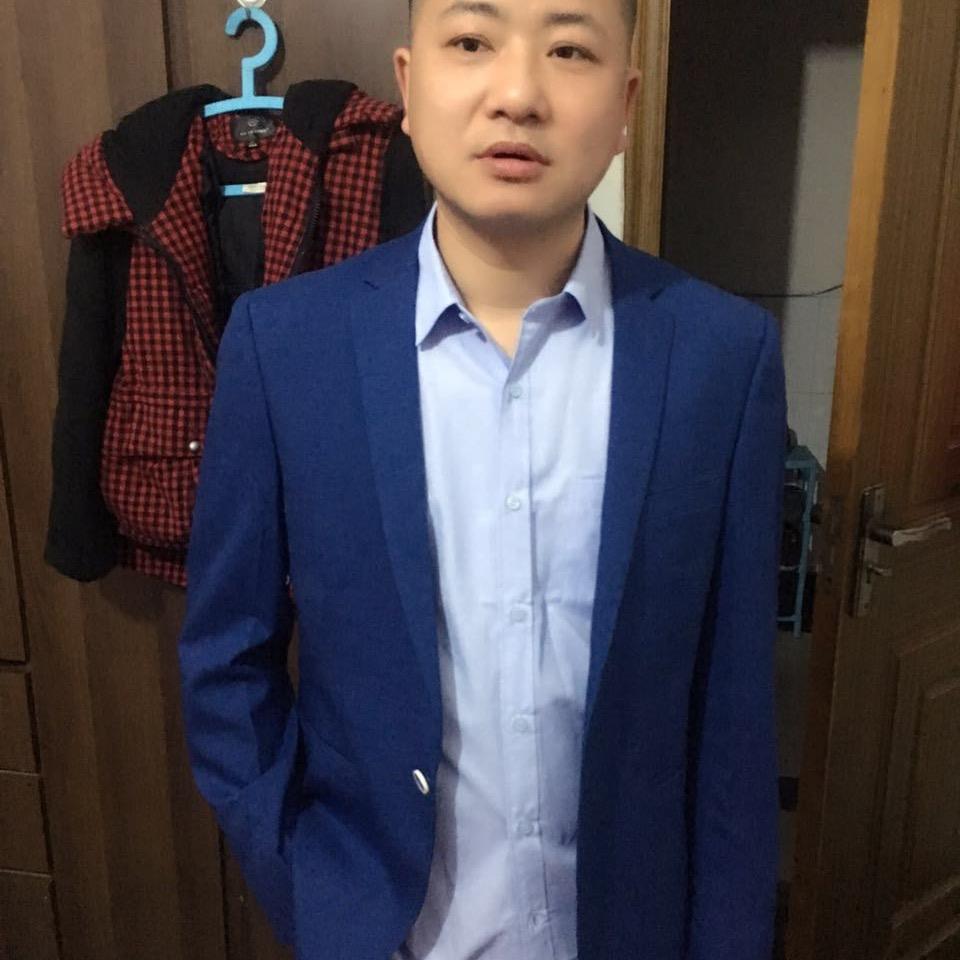 严斯俊