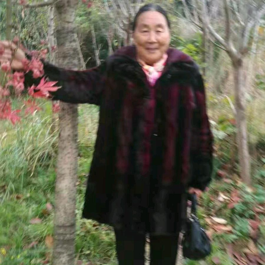郑邚奶