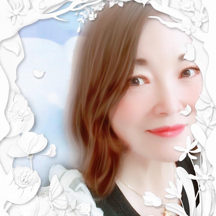 明媚