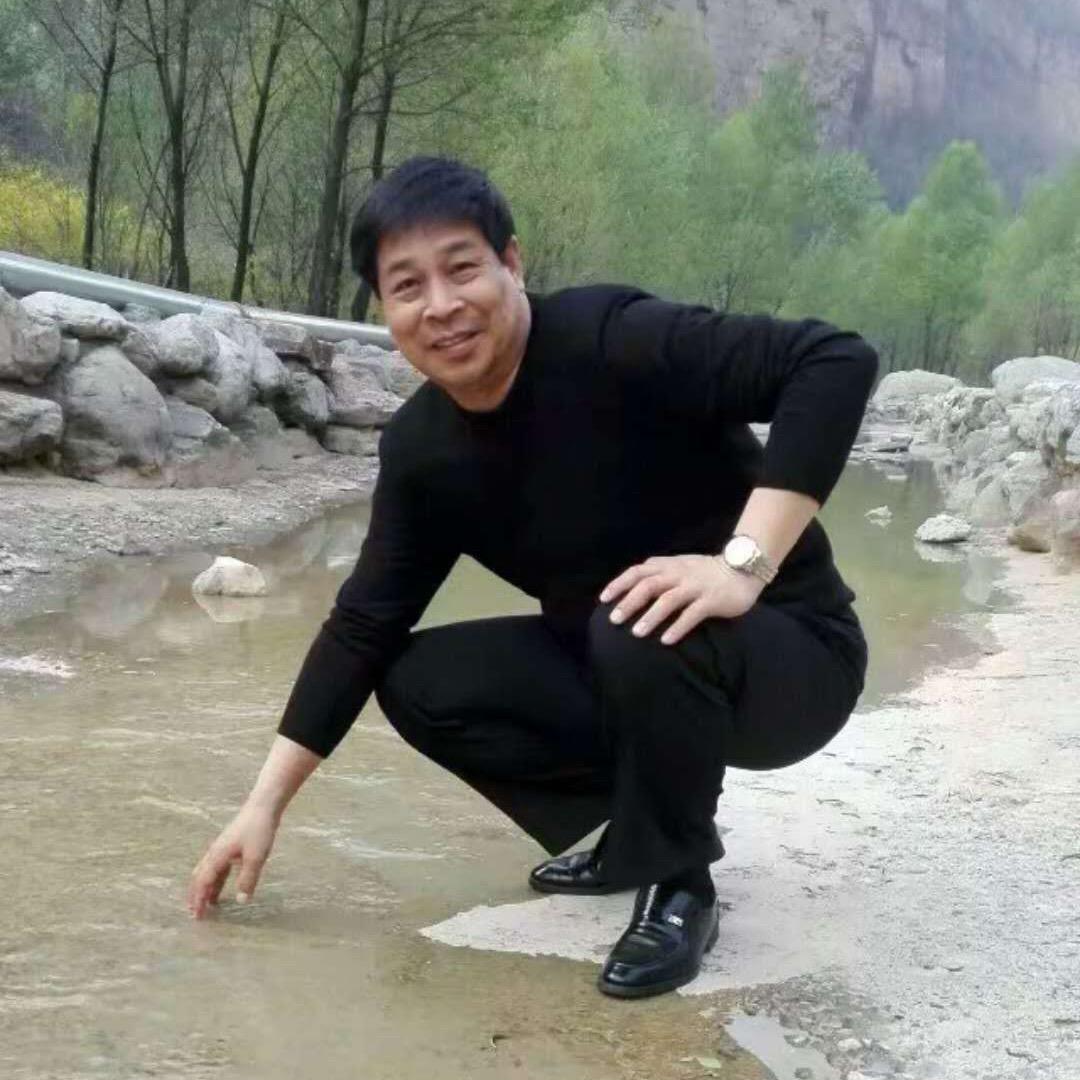 军中男人