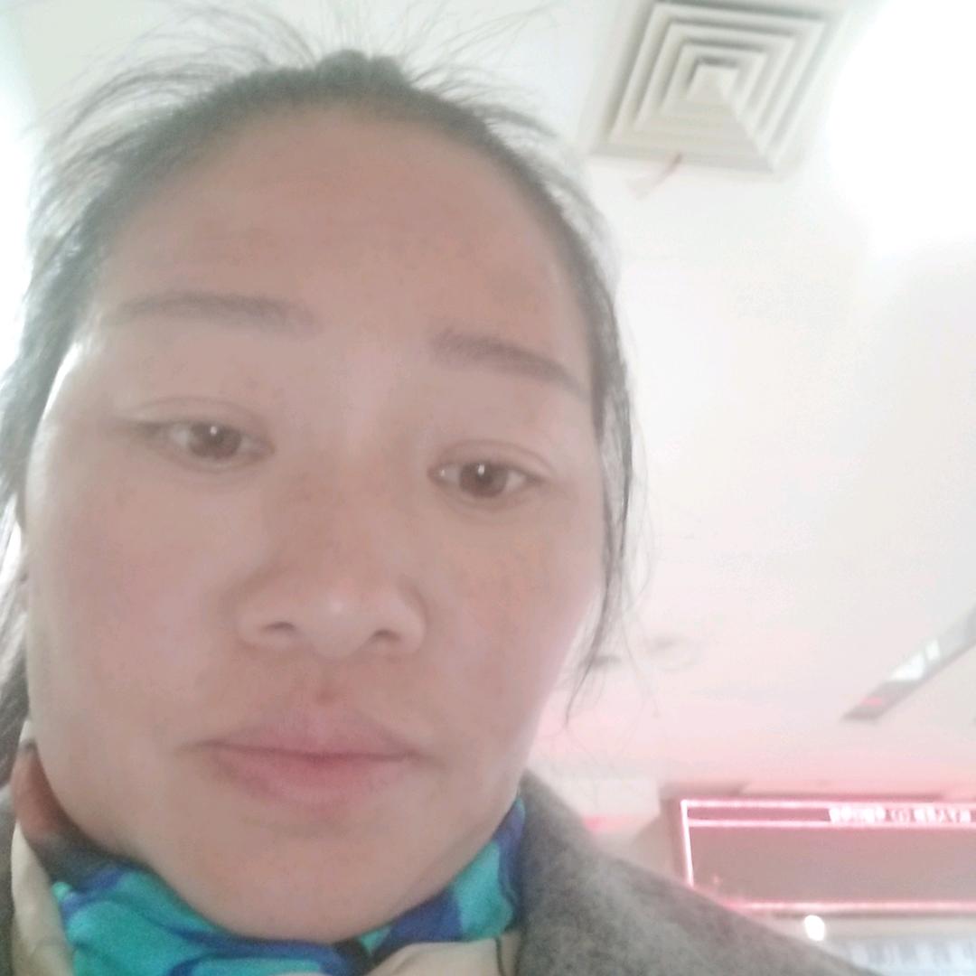 巧巧妹(晚上21点10分开播娱乐主播)