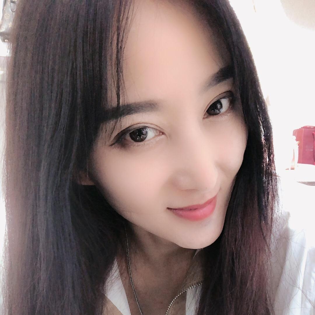 不方的严小方-服装店