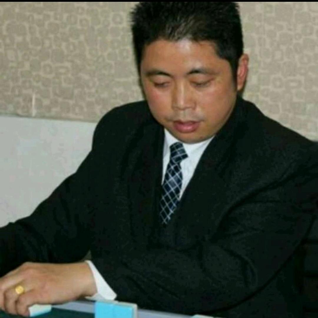 长阳县城桂花园路口榔坪白酒四阿哥