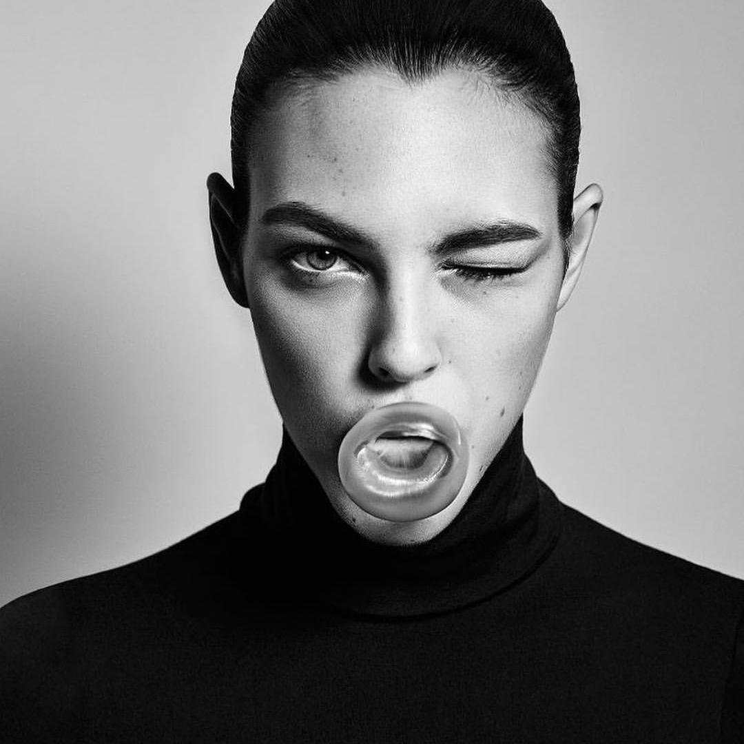 戴帽子让我注册的x