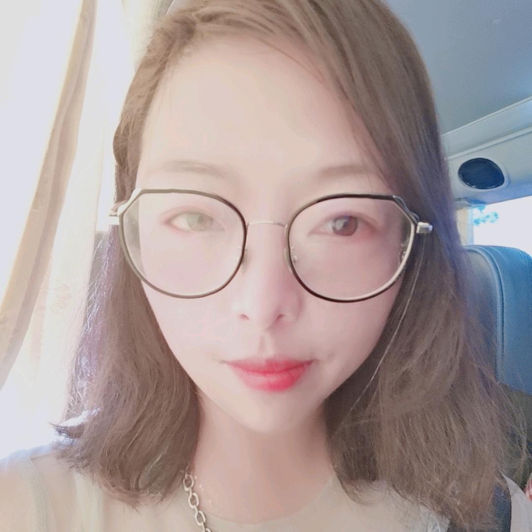 周铁小英