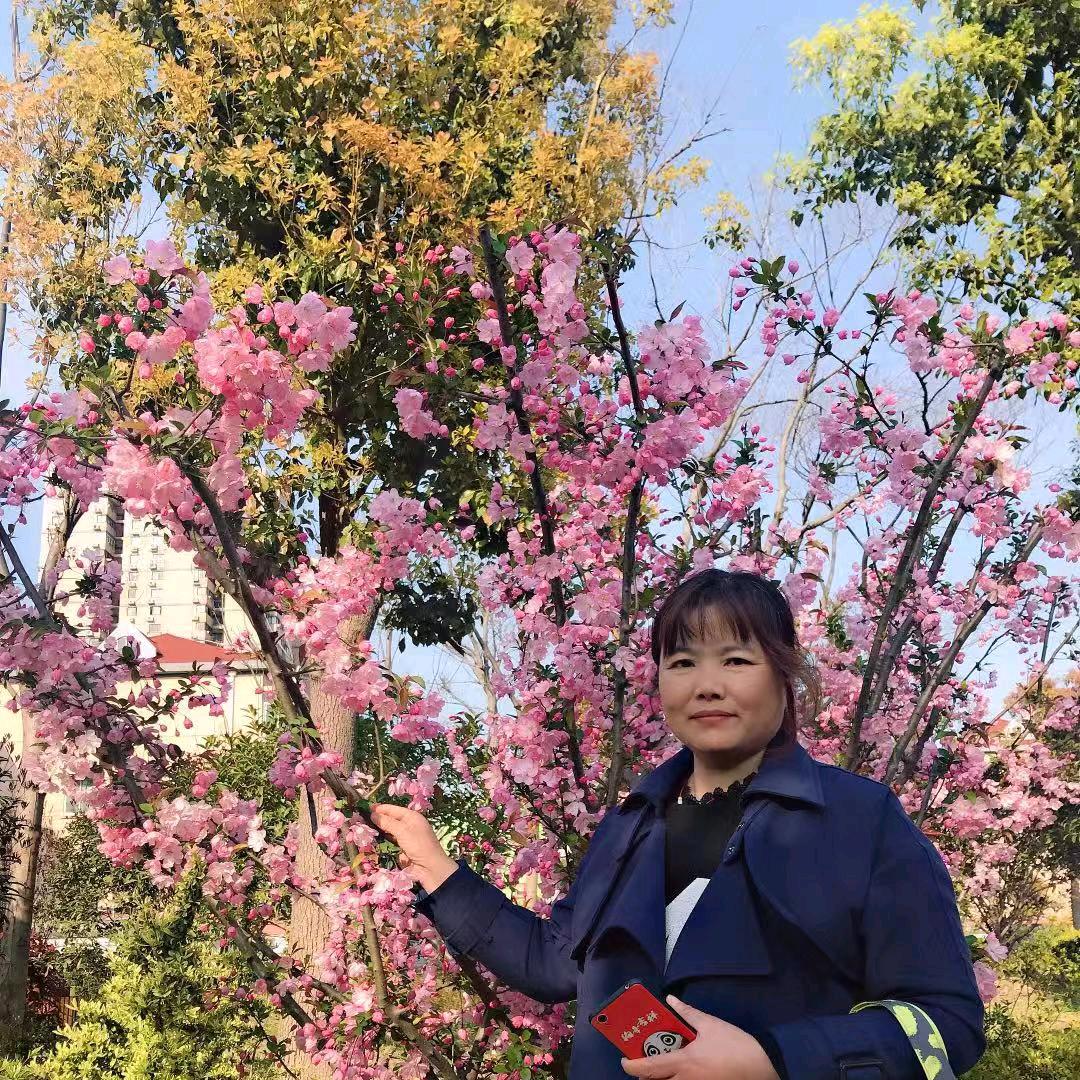 幸福一家人。