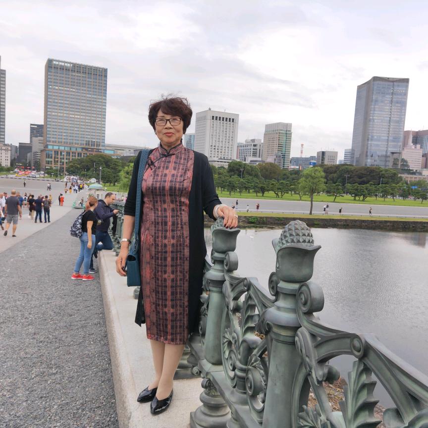 王女士