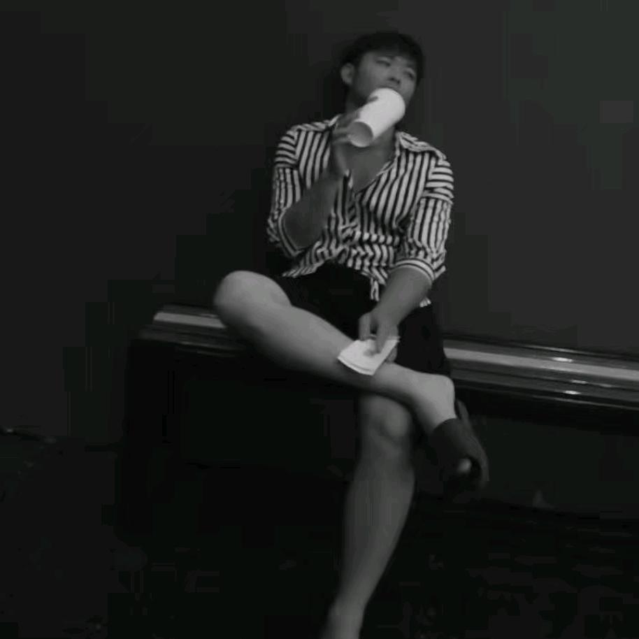 独钓一江月