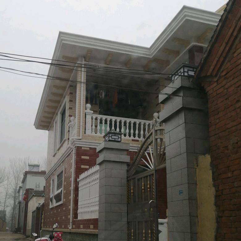 张小伟