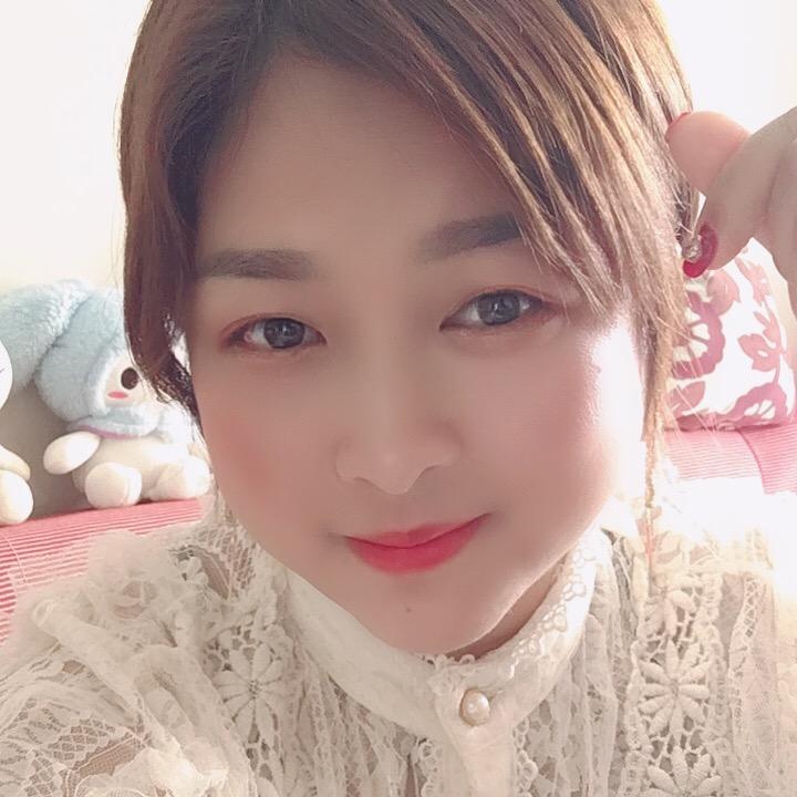 莉莉☘️💐