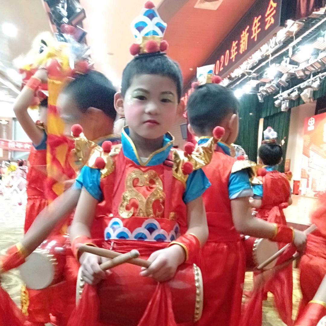 张静