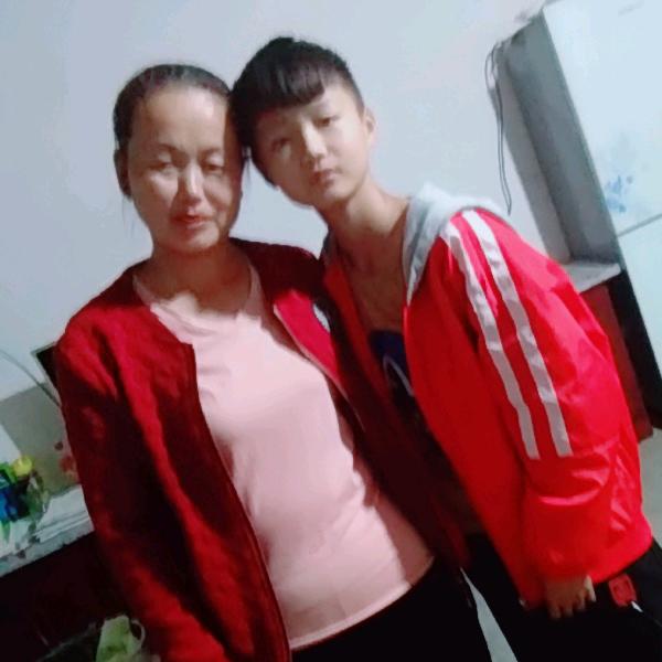 开❤️一家人.💒