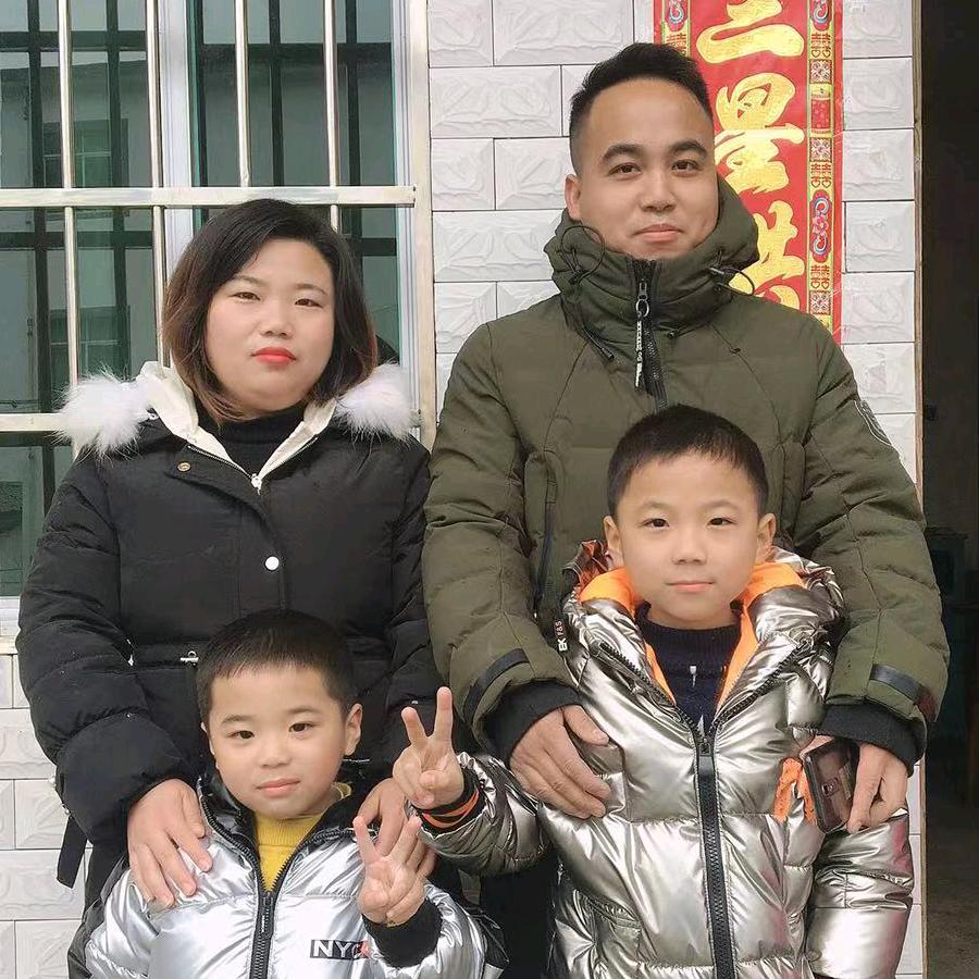 宝辉汽车生活馆李新