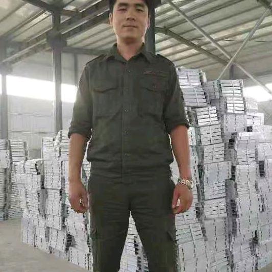 王曦光