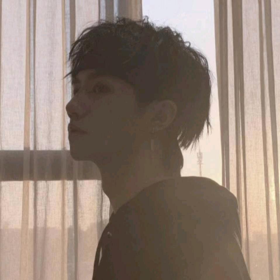 女王陛下的弟弟养的狗的主人