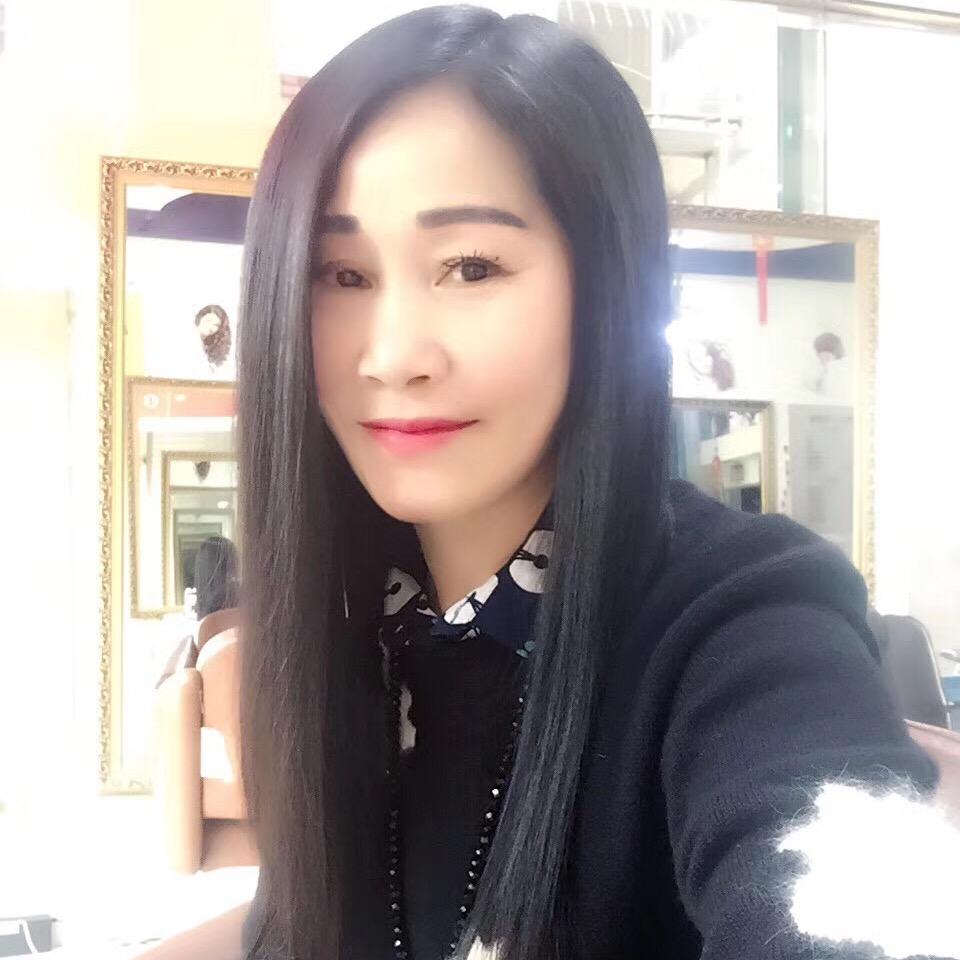 独居女王邱美淇