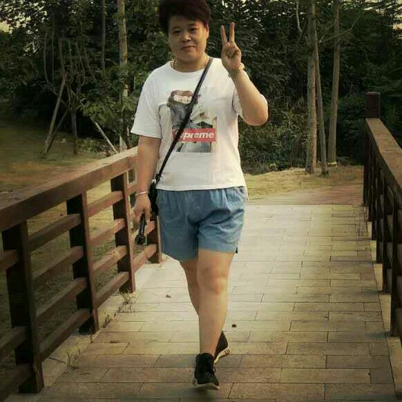 我们都在努力奔跑