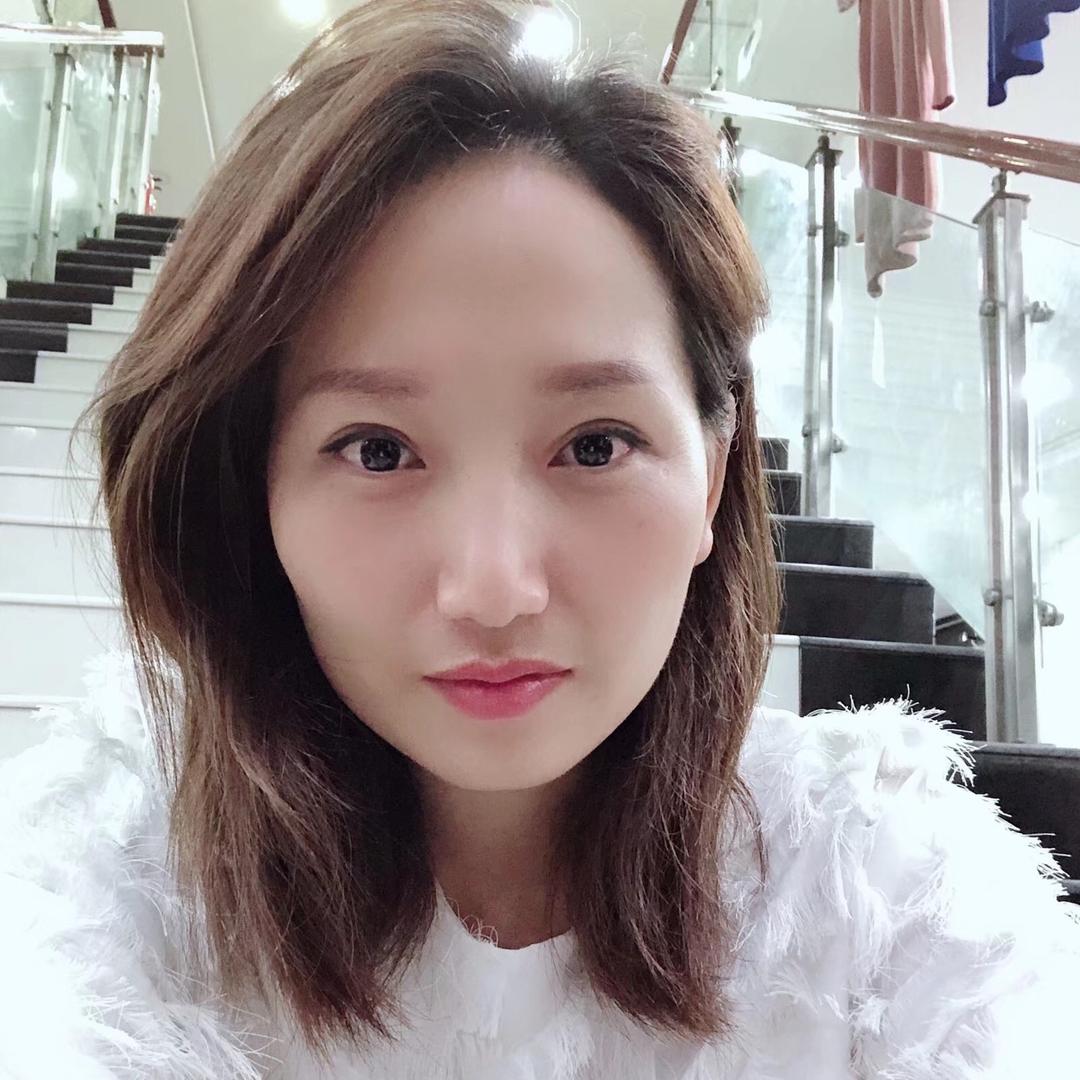 秋红在广州批发服装-丁氏毛织dsmz12