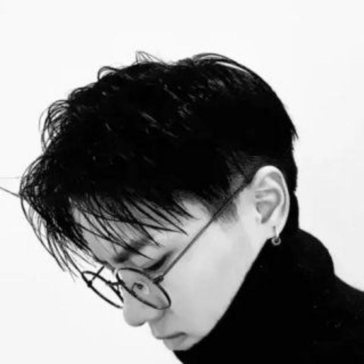 向月亮靠近
