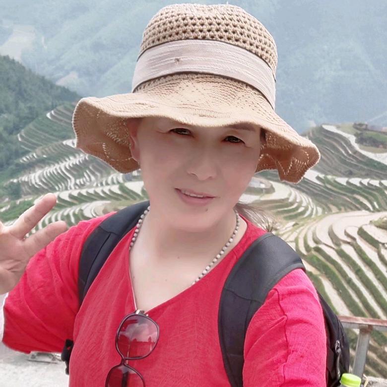 开心的兰姐：：拒绝连赞：