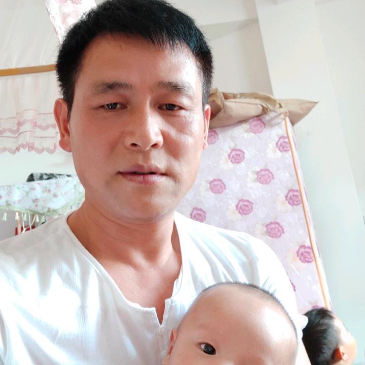 阿龙