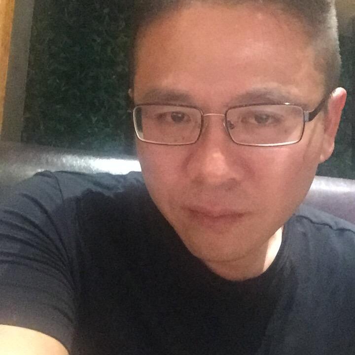 华
