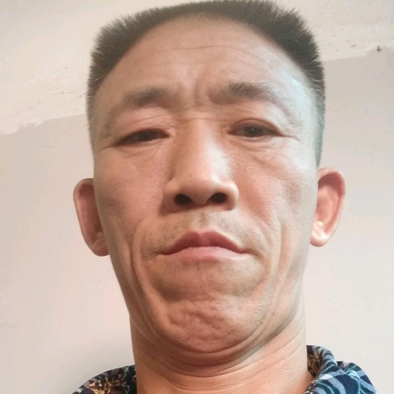 向运华，