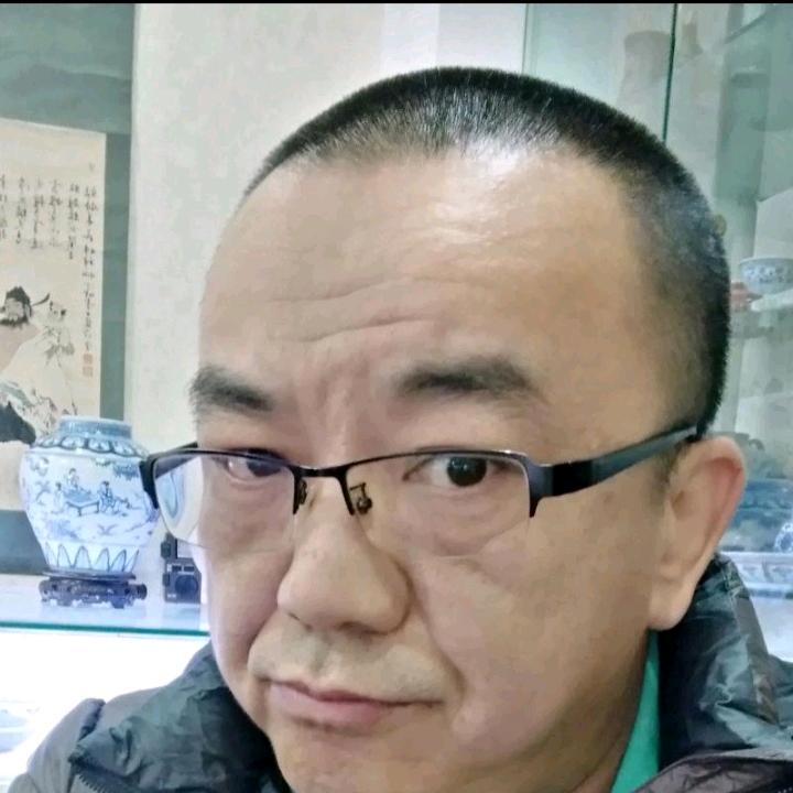 天津行格拍卖张鹏