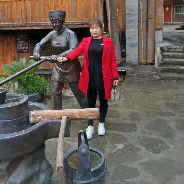 艳琼
