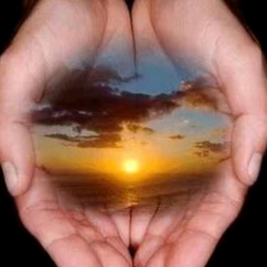 扬帆竞千里豪然临江山