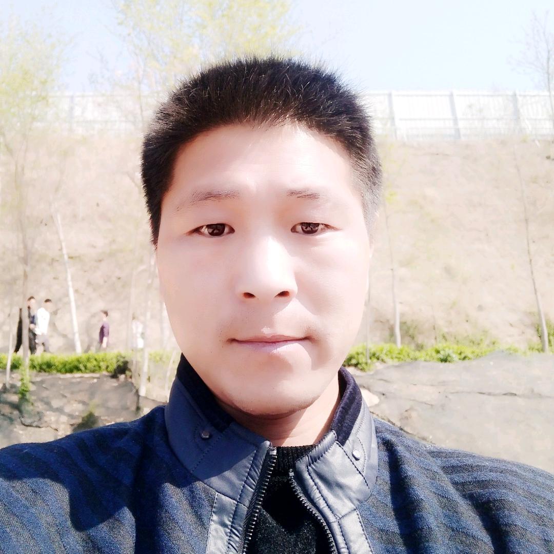 剥菜大帅哥