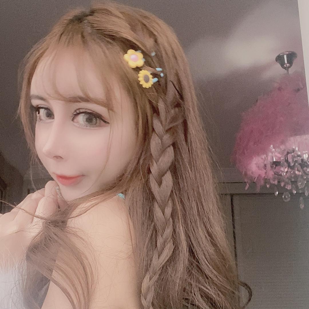 你的琪妹        🖤