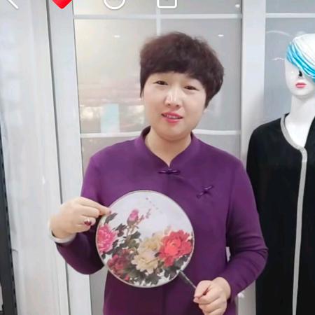 雄县荣琴服装店